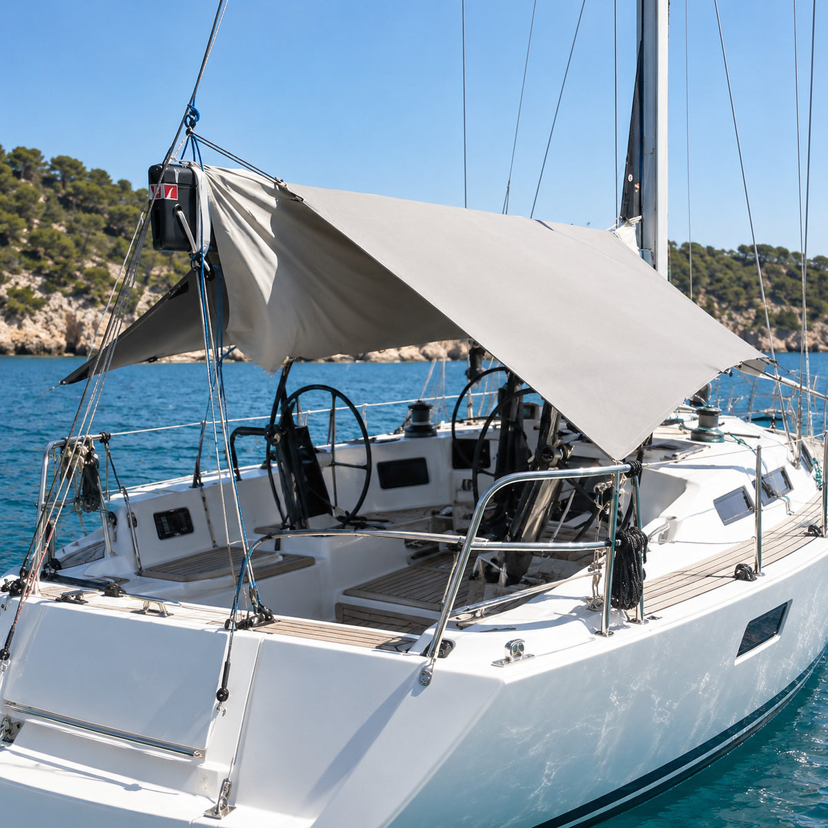 OCEANSOUTH awning 250 x 240 cm - in use