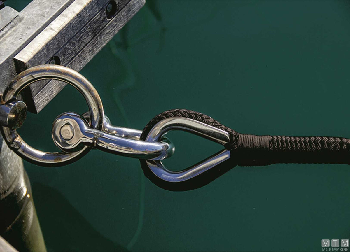Black braided mooring line with stainless steel thimble Ø32 mm 16 m - original photo Motomarine Srl