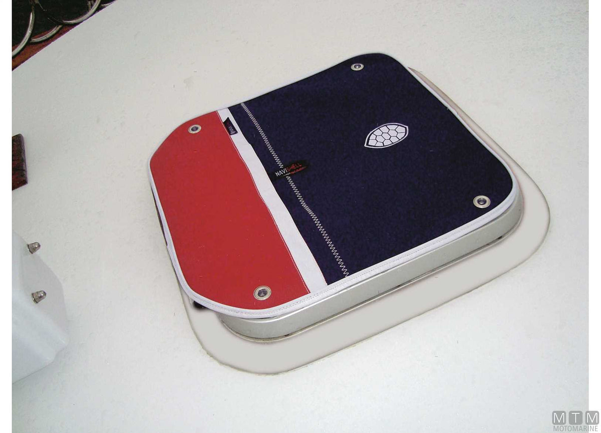 Navishell hatch cover 70x70 cm grey - original photo Motomarine Srl