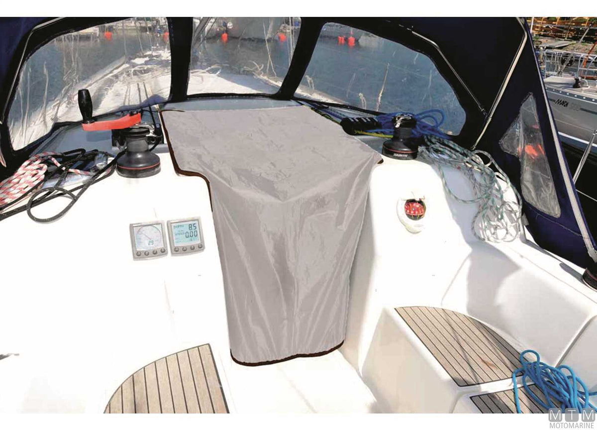Water Line deck hatch blackout screen - original photo Motomarine Srl