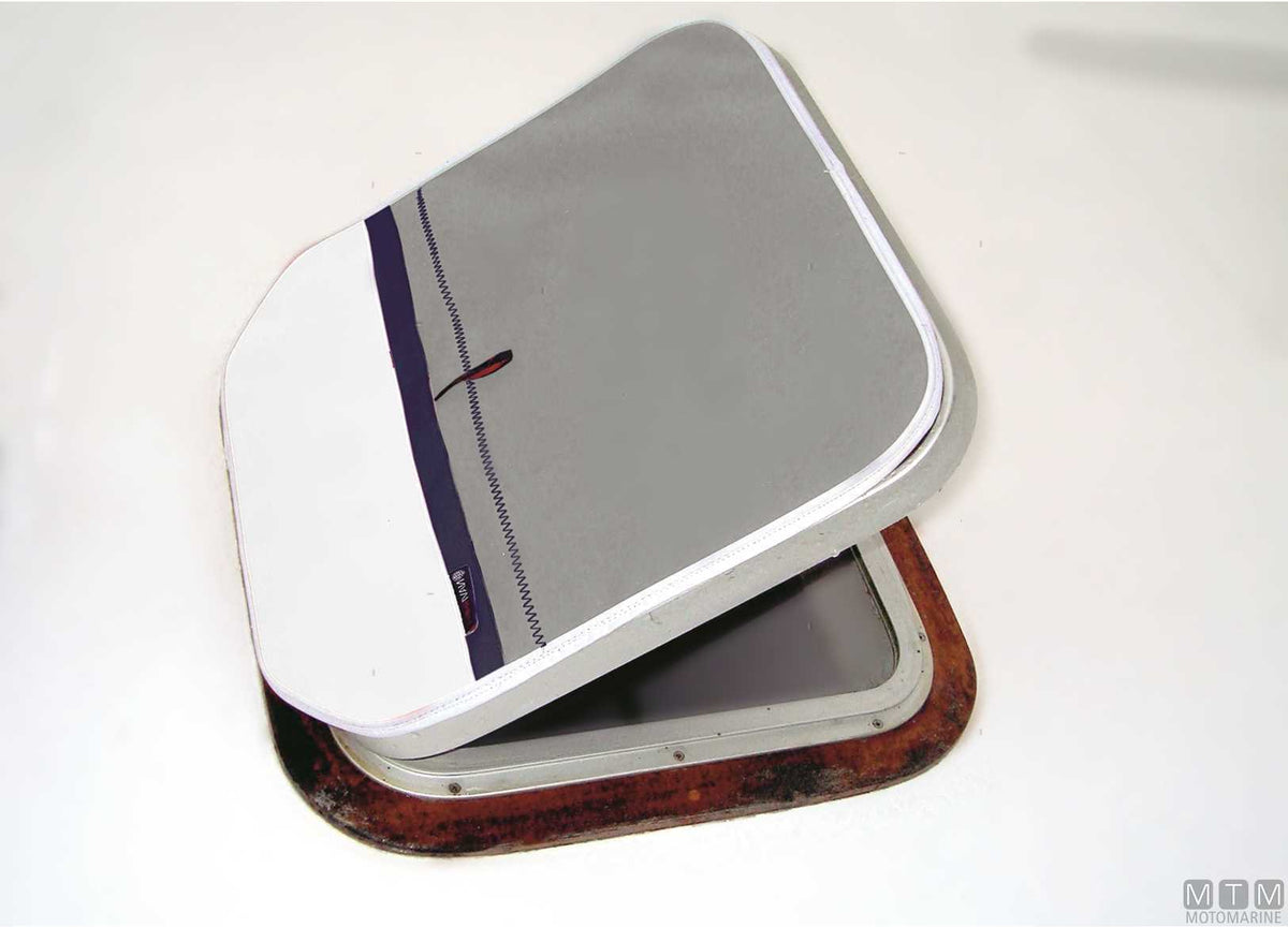 Navishell hatch cover 45x32 cm grey - original photo Motomarine Srl