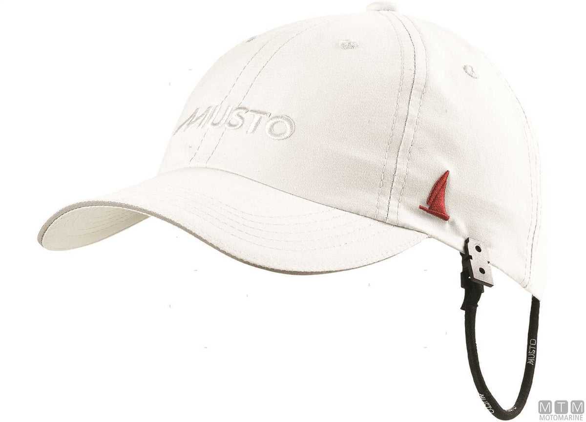 Musto Essential Fast Dry Crew Cap 841 platinum - original photo Motomarine Srl