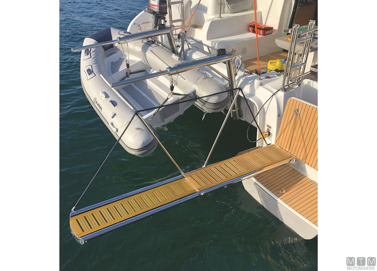 Hydraulic gangway Smeraldo, L200 cm, 12V, stainless steel and slatted grating - original photo Motomarine Srl