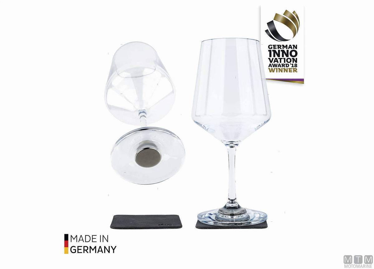 Silwy pair of magnetic plastic wine glasses Class - original photo Motomarine Srl