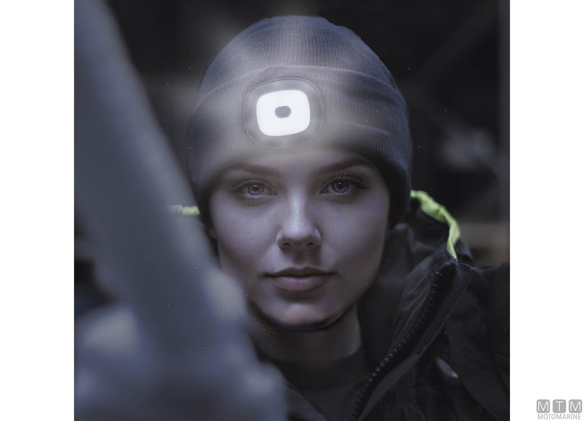 Cap with rechargeable LED light - original photo Motomarine Srl