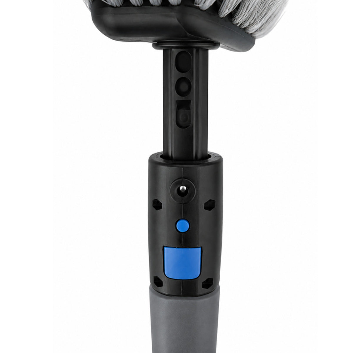 Fidlock quick-release macro with the Jake brush head fitted