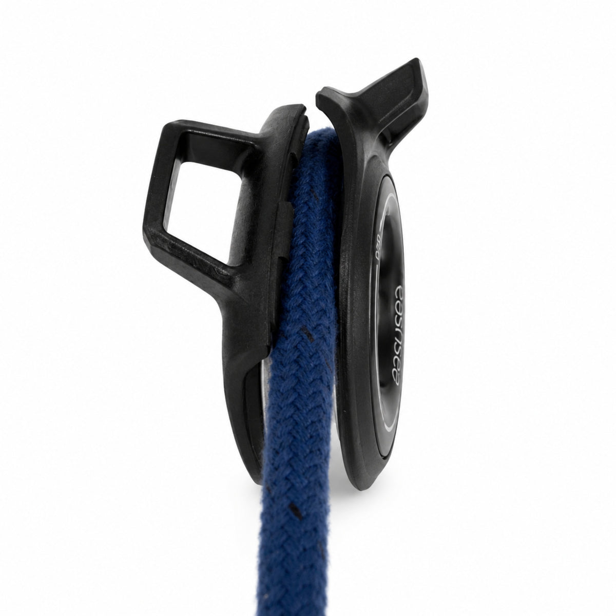 Olli snatch block opened with a line inserted without threading
